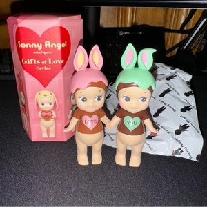 Sonny Angel Gifts of Love